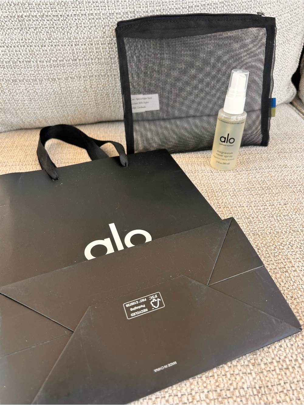 ALO Yoga Women’s Skin Prep magnesium reset 50ml, travel & gift bag